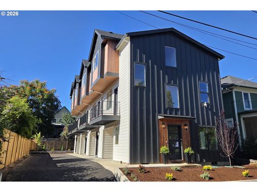 1527 Se Tenino St, Portland, OR, 97202-6649 | Card Image
