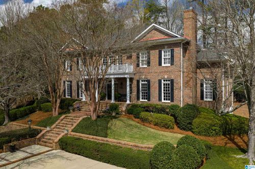 2208 Magnolia Cv, Vestavia, AL, 35243-2017 | Card Image