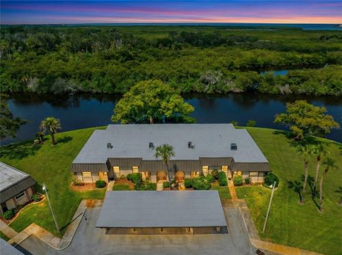 4112 Hampton Dr, NEW PORT RICHEY, FL, 34652-5200 | Card Image