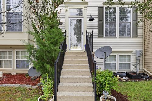 17724 Perlite Way, HAGERSTOWN, MD, 21740-6389 | Card Image
