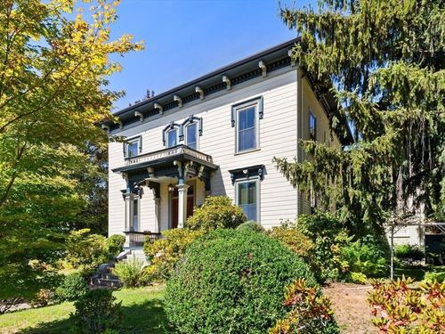 41 Dearborn St, Salem, MA, 01970-2429 | Card Image