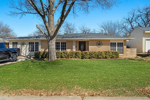 3816 Cornish Ave, Fort Worth, TX, 76133-1209 | Card Image