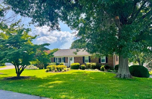 103 Old Post Rd, Lynchburg, VA, 24502-2301 | Card Image
