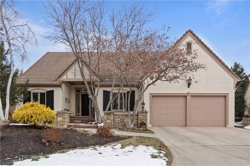 11509 High Dr, Leawood, KS, 66211-3082 | Card Image