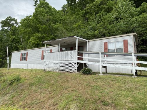 181 W Highway 72, Baxter, KY, 40806-8376 | Card Image