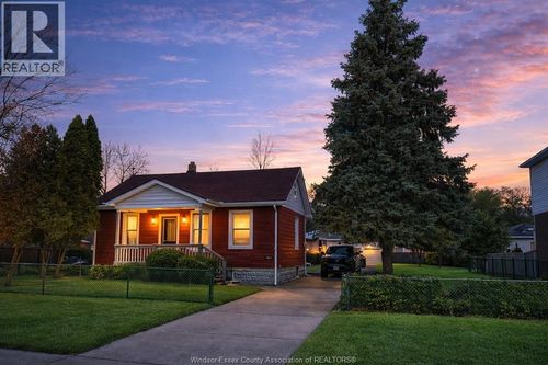 1430 Albert Rd, Windsor, ON, N8Y3P9 | Card Image