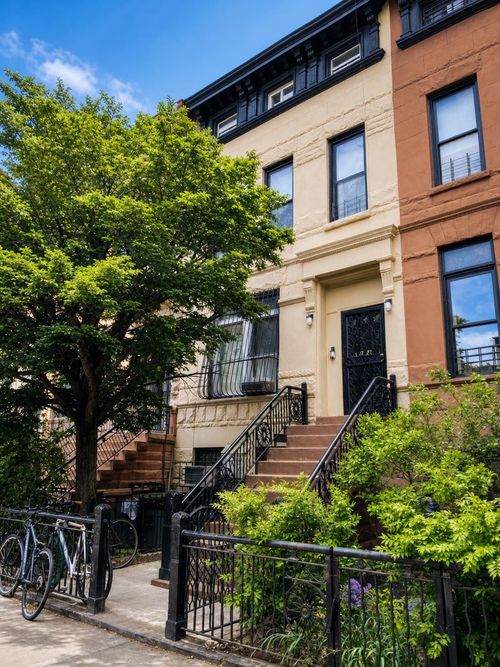 464 Quincy St, Brooklyn, NY, 11221-1215 | Card Image