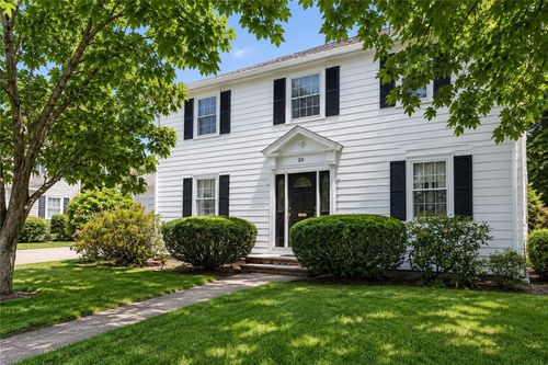20 Drowne Pkwy, Rumford, RI, 02916-1608 | Card Image