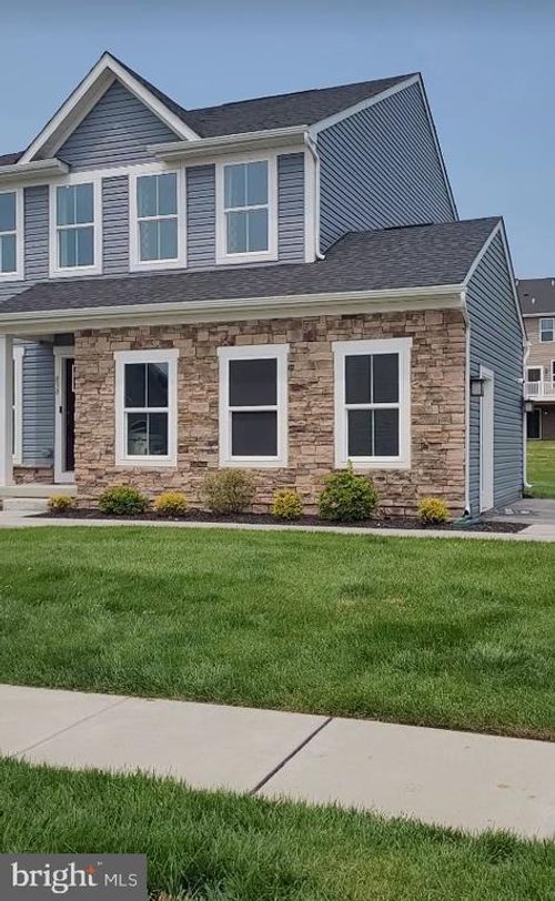 830 Fountain Trl, KENNETT SQUARE, PA, 19348-1927 | Card Image