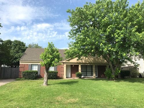 3424 Cambridge Dr, Mesquite, TX, 75149-6725 | Card Image