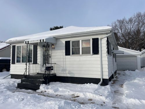 801 Packard St, Tomah, WI, 54660-1816 | Card Image