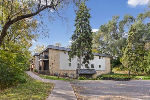204-1725 Dellwood Ave, Roseville, MN, 55113-6268 | Card Image