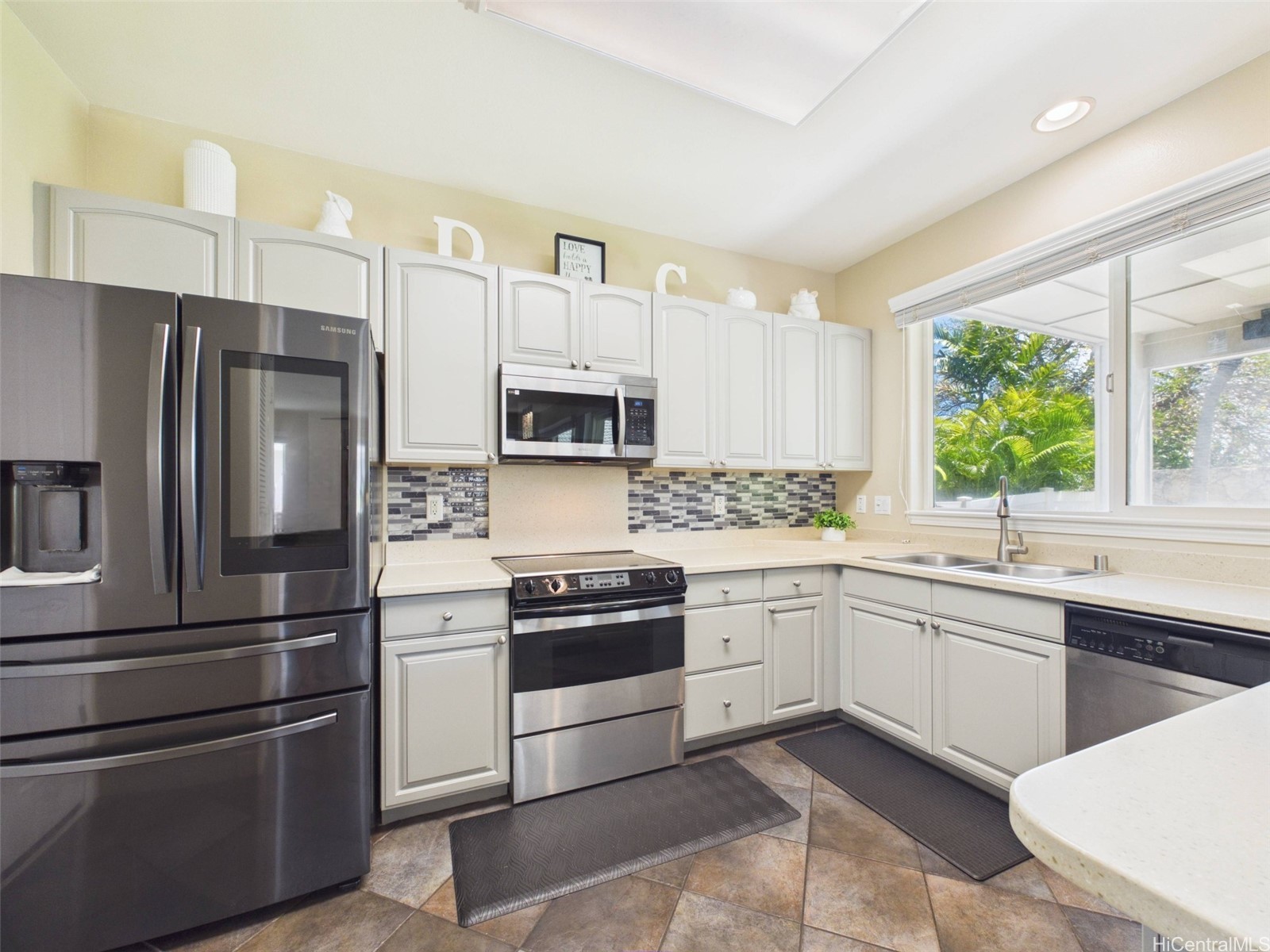 Residential in Ewa Beach 2