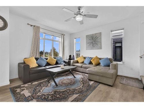 79-15255 Sitka Dr, Surrey, BC, V3S0B1 | Card Image