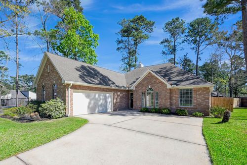 711 Stonewall Jackson Ct, Conroe, TX, 77302-8405 | Card Image