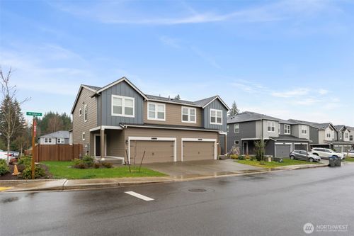 731 Ne Cabot Ln, Bremerton, WA, 98311-3035 | Card Image