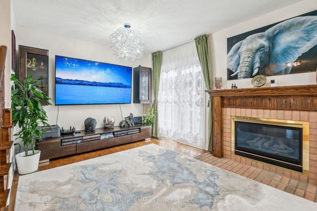 8 Louana Cres, Condo with 4 bedrooms, 4 bathrooms and 2 parking in Vaughan ON | Image 20