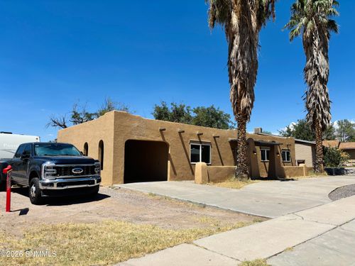 1605 Juniper Ave, Las Cruces, NM, 88001-2165 | Card Image