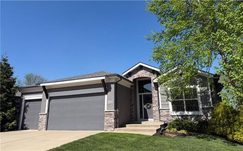 1537 Woodland Rd, Greenwood, MO, 64034-8978 | Card Image
