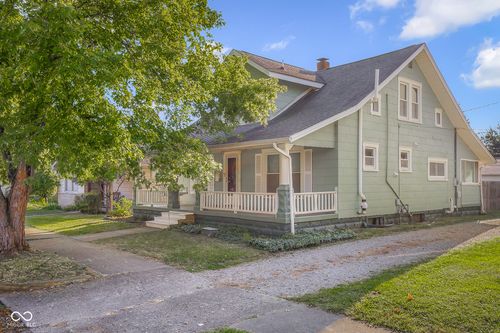 2118 Maple St, Columbus, IN, 47201-4377 | Card Image