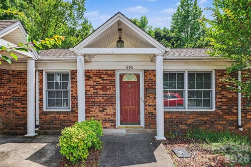 808 Floyd Ln, Gastonia, NC, 28052-3794 | Card Image