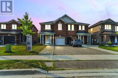 60 Mistdale Cres, Brampton, ON, L7A1S1 | Card Image