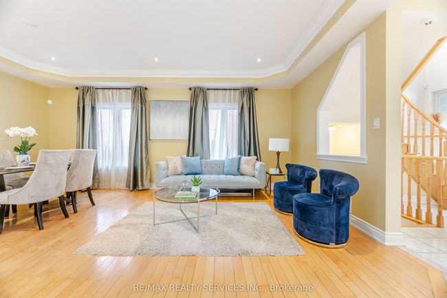 5 Belleville Dr, House other with 6 bedrooms, 5 bathrooms and 6 parking in Brampton ON | Image 7