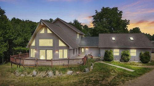 5735 Archer Rd, Brethren, MI, 49619-9717 | Card Image
