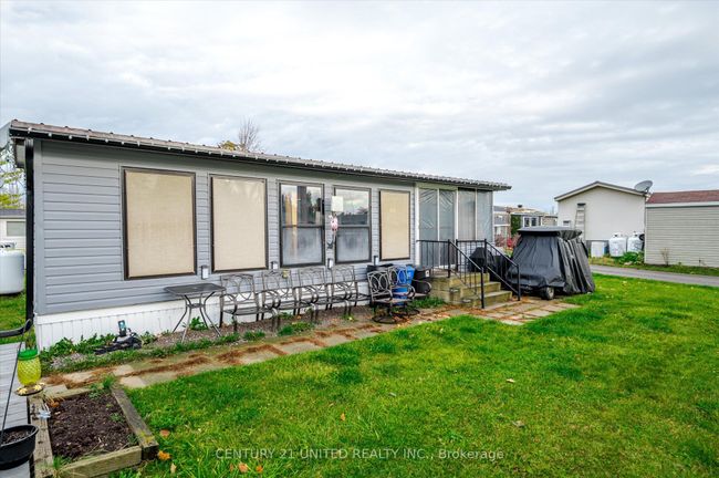 12 Tyler Dr, House other with 2 bedrooms, 1 bathrooms and 2 parking in Keene ON | Image 4