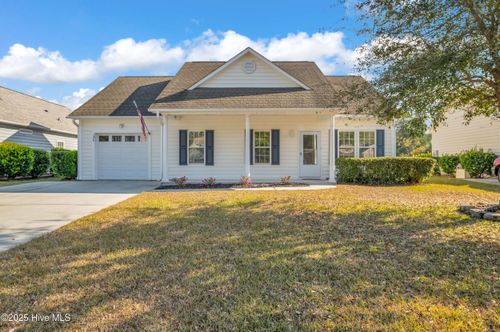 136 N Palm Dr, Winnabow, NC, 28479-5668 | Card Image