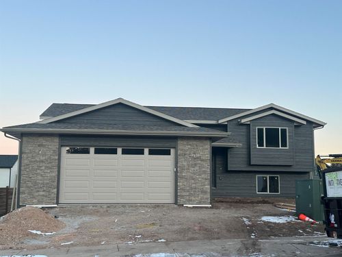 3468 Davenport Loop, Sturgis, SD, 57785-2748 | Card Image
