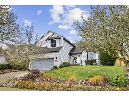 2195 Nw 160th Ave, Beaverton, OR, 97006-7614 | Card Image
