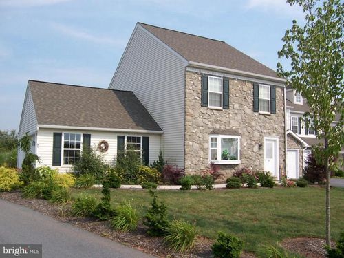 51 Grouse Dr, Denver, PA, 17517-9689 | Card Image