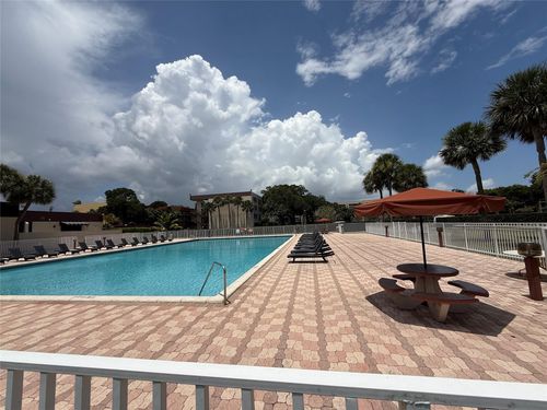 apt-105-3161 Nw 47th Ter, Lauderdale Lakes, FL, 33319-6645 | Card Image