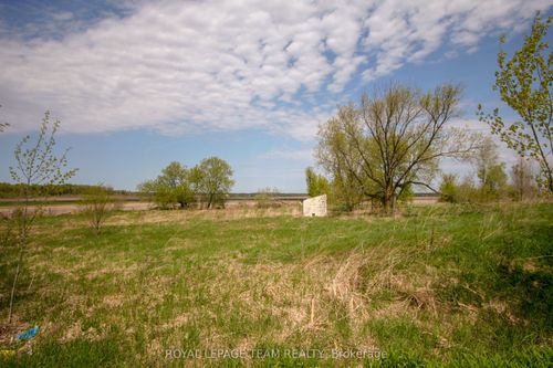 16225 Rush City Rd, Newington, ON, K0C1Y0 | Card Image