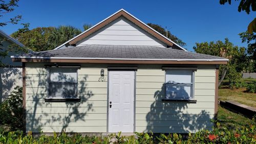 801 S C St, Lake Worth Beach, FL, 33460-4721 | Card Image