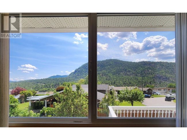 3900 Woodland Dr, House other with 3 bedrooms, 3 bathrooms and 3 parking in Trail BC | Image 47