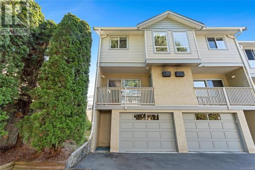 3014 Scott St, Victoria, BC, V8R4J8 | Card Image