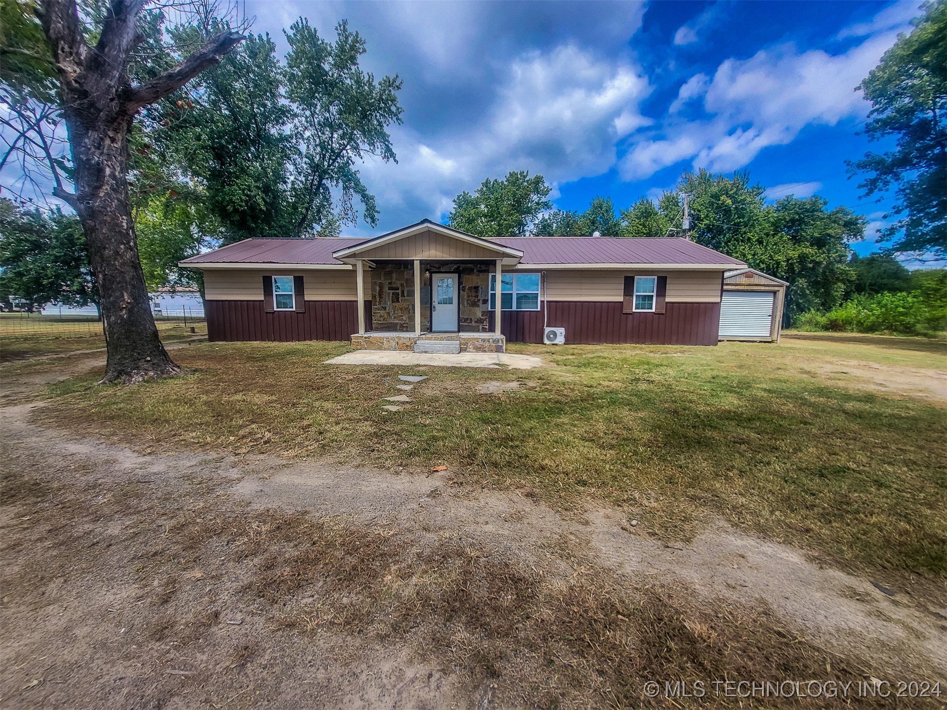 Highway 141 , Gans, OK 74936