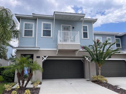 556 Lake Wildmere Cv, LONGWOOD, FL, 32750-5511 | Card Image