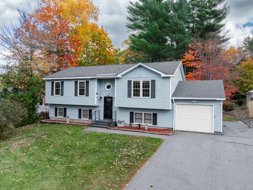 42 Yankee Avenue, Bangor, ME, 04401 | Card Image