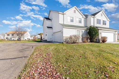 15684 Finewood Ct, Apple Valley, MN, 55124-5810 | Card Image
