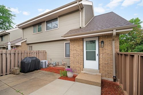 4826 S 19th St, Milwaukee, WI, 53221-2839 | Card Image