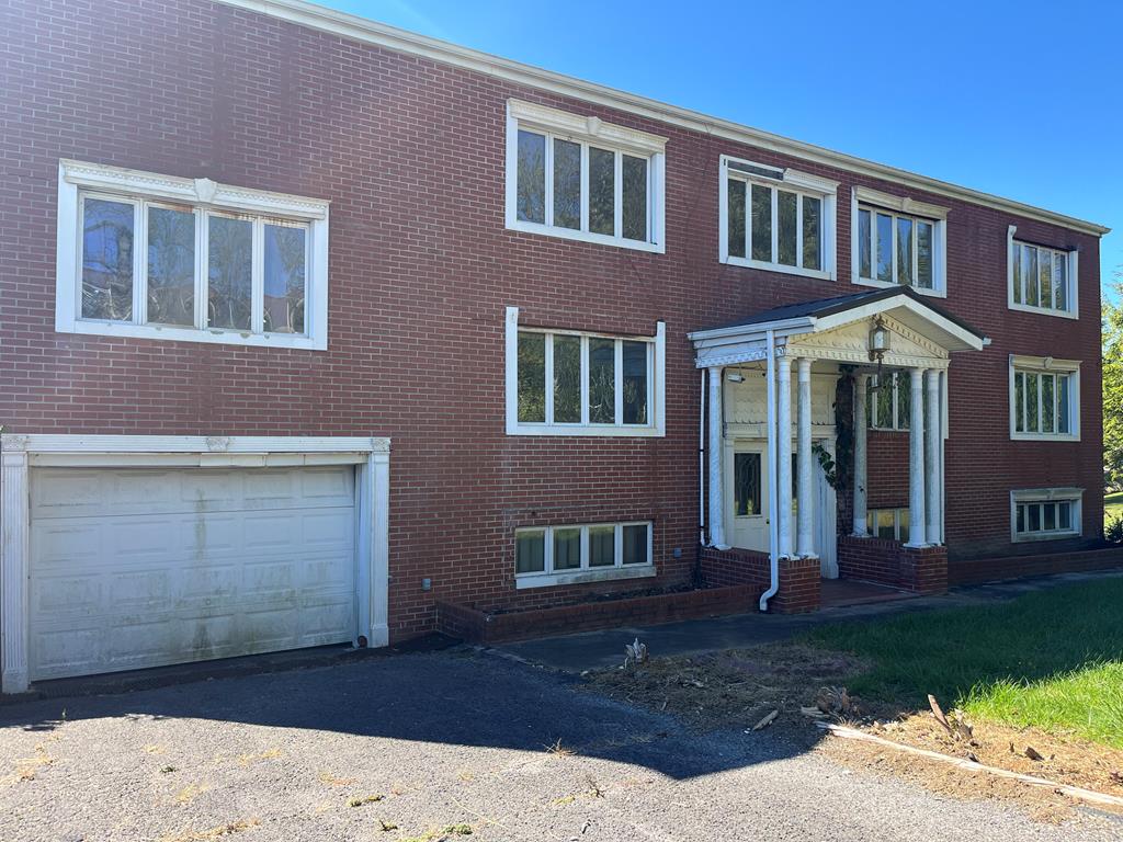 Residential in Richlands 2