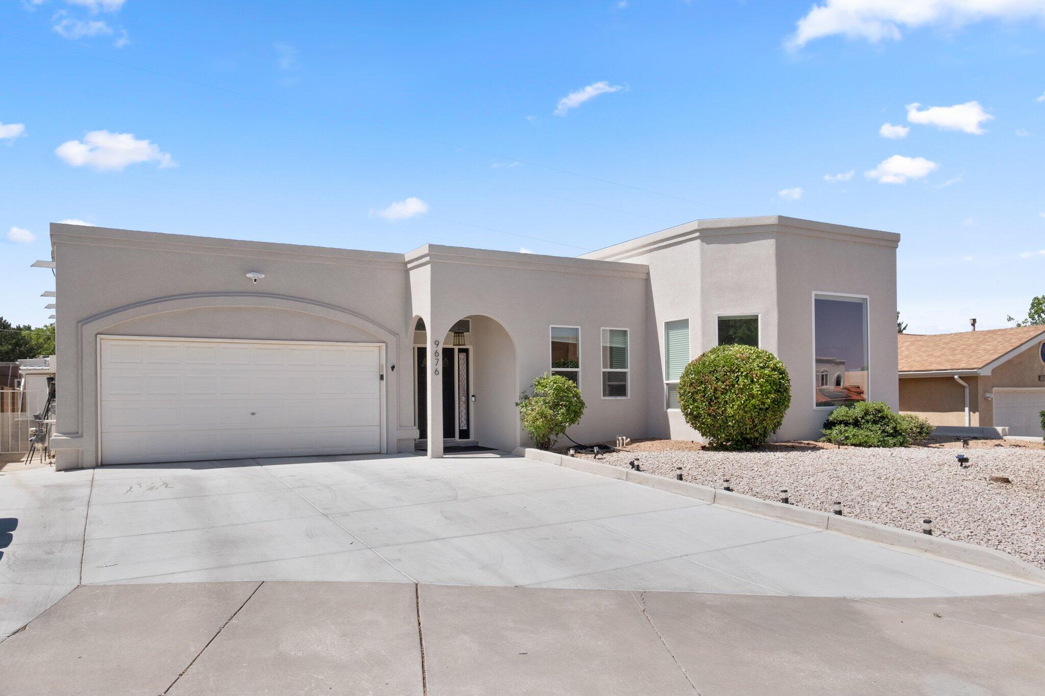 Redmont Rd, Albuquerque, NM 87109