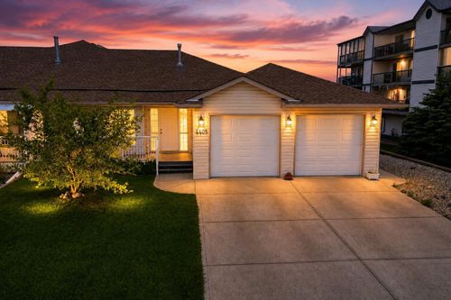 4405 48 St, Innisfail, AB, T4G1P3 | Card Image