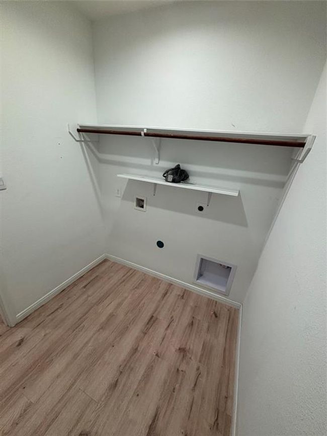 Laundry Room | Image 22