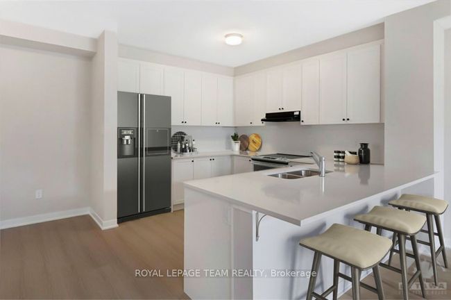 211 Verulam Street, House attached with 2 bedrooms, 2 bathrooms and 1 parking in Barrhaven ON | Image 8