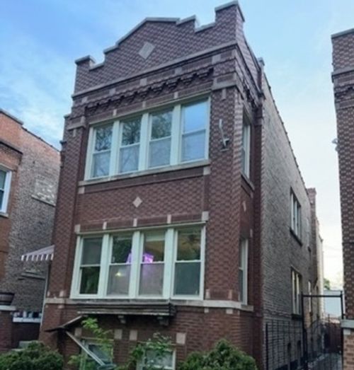5318 W Deming Pl, Chicago, IL, 60639-1423 | Card Image