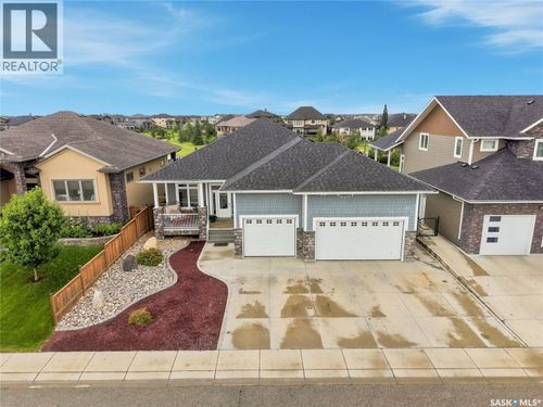 544 Redwood Cres, Warman, SK, S0K4S2 | Card Image